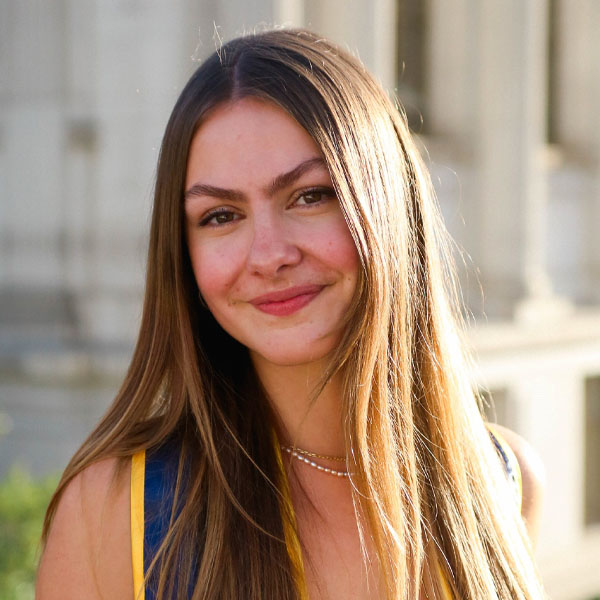 Lucia Dardis portrait