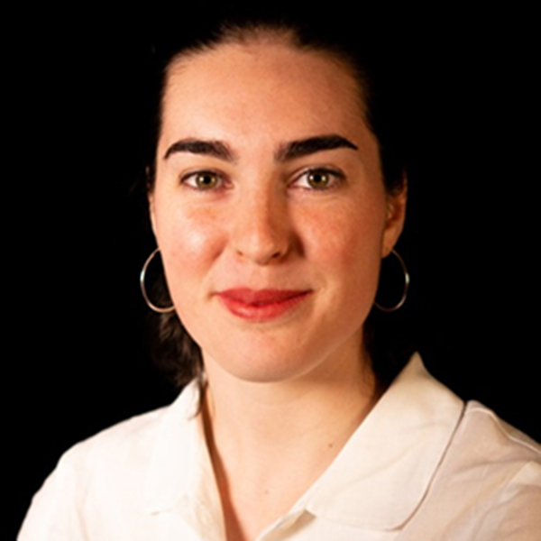 Hannah Ellis portrait