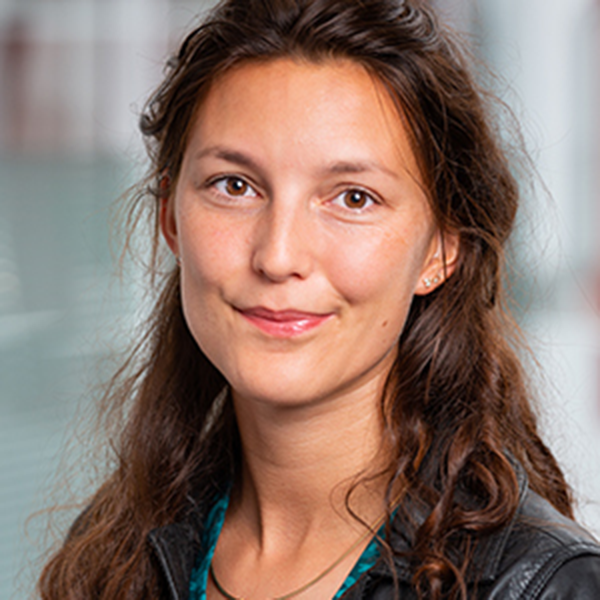 Julie Dugard portrait