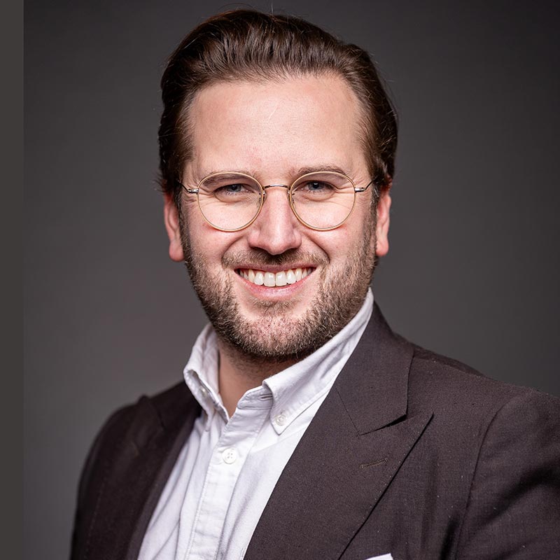 Jordan Faires portrait