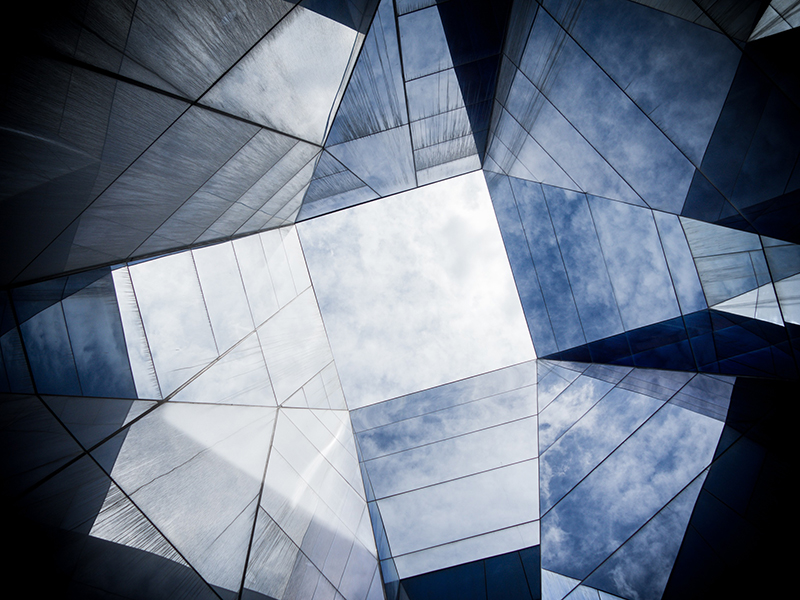 Redefining Business Leadership in a New Environment thumnail image