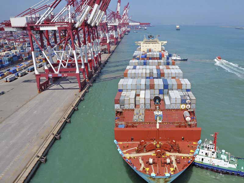 Clean Cargo Working Group: Measuring and Improving the Environmental Performance of Ocean Shipping thumnail image